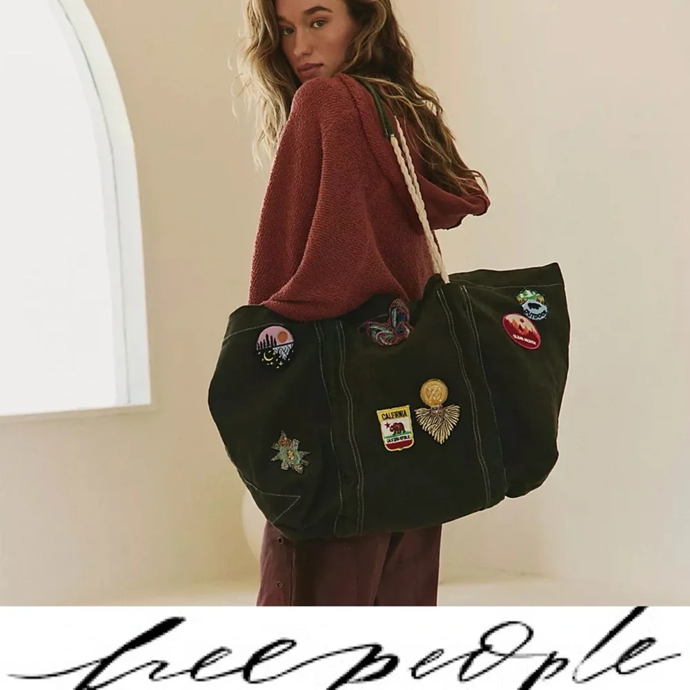 Gorgeous, Free People Been There Badge Tote❤️ NWOT - Picture 3 of 8